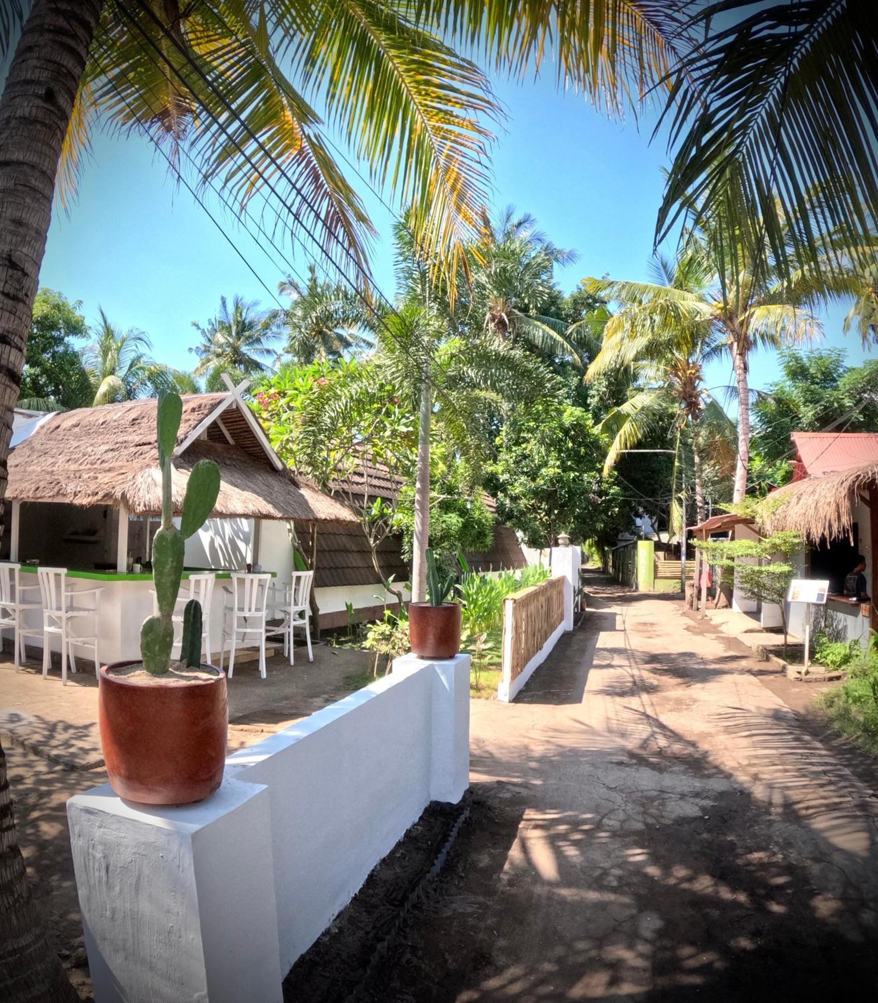 Kaktus Bungalow 1 Gili Islands Exterior photo
